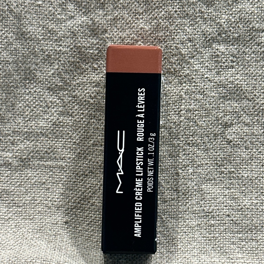 MAC Cosmetics Amplified Crème Lipstick - Half N Half